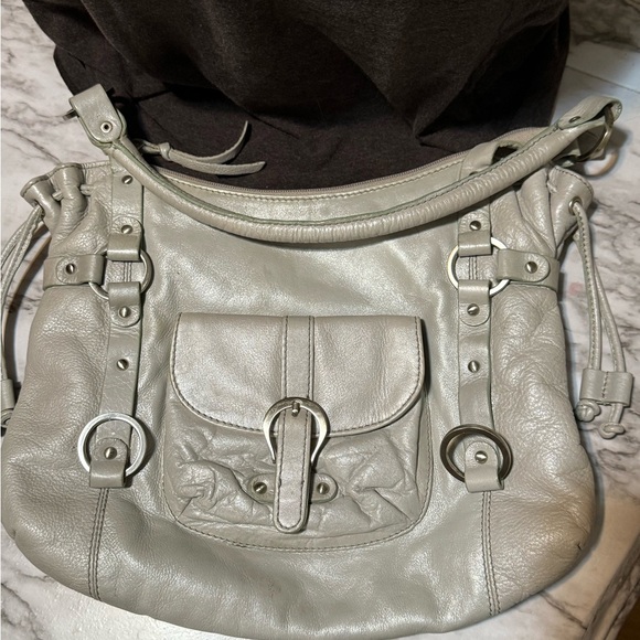 Elegant Cream Genuine Leather Shoulder Bag - Picture 5 of 13